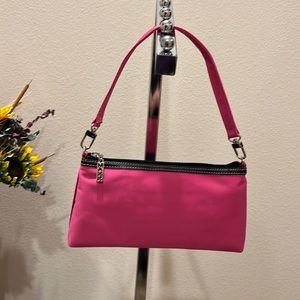 NWT, “MAXX New York”, Handbag.  Color-Fuchsia